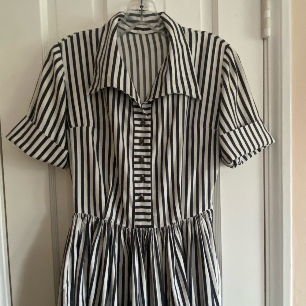 VINTAGE 40s button up black and white stripe dress
